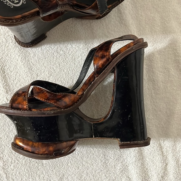 Jeffrey Campbell - Picture 7 of 8